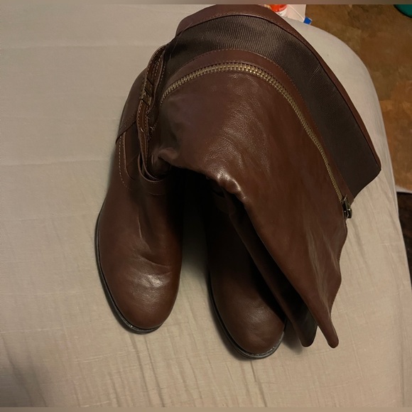 Maurice’s Size 11 Brown Boots - Picture 4 of 4